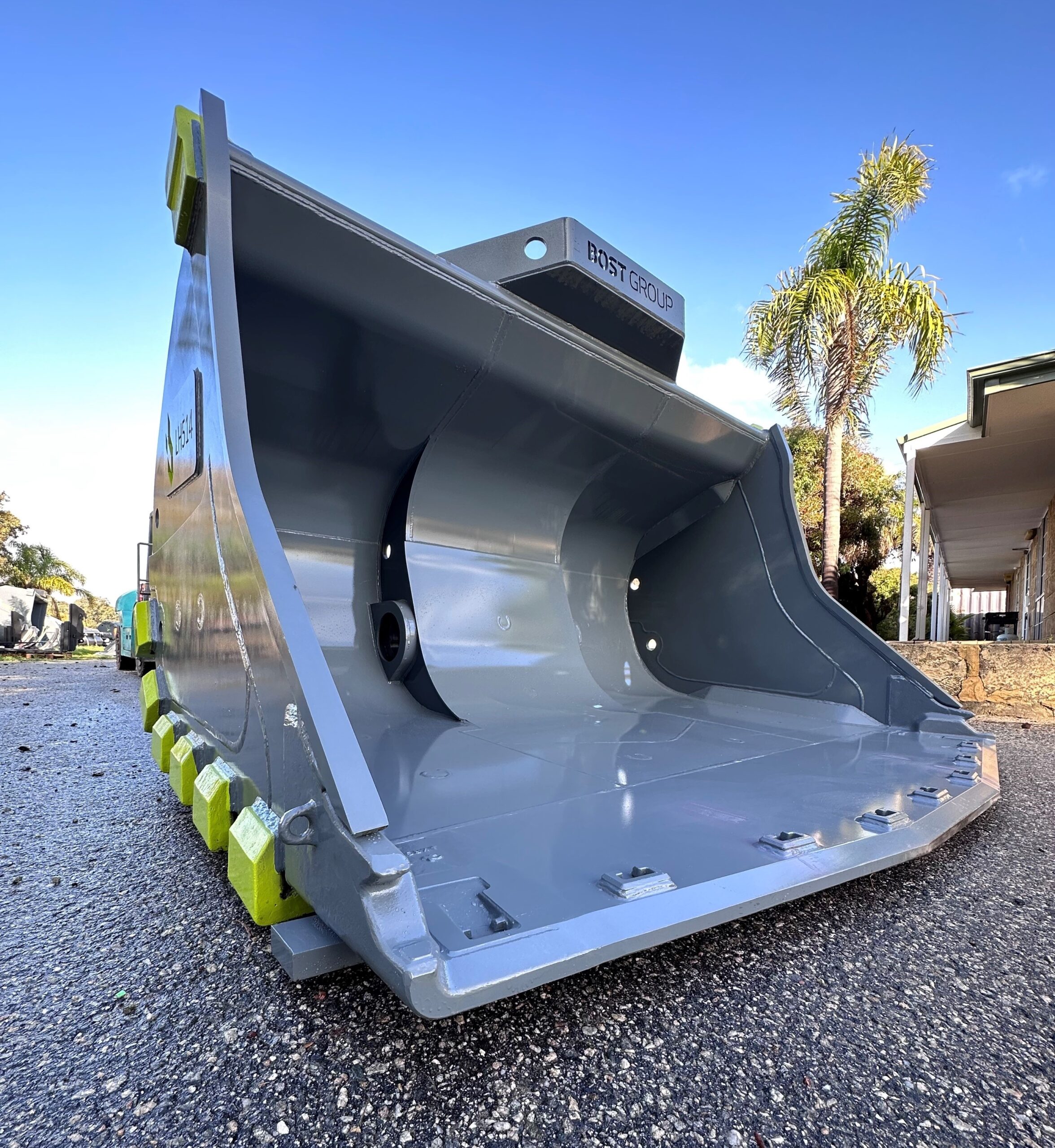 Bost LH514 Talon Bucket